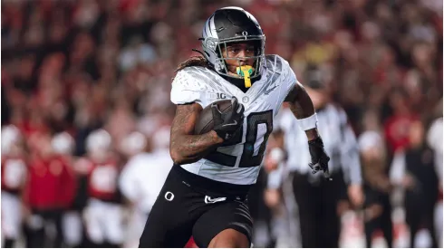 Oregon running back Jordan James