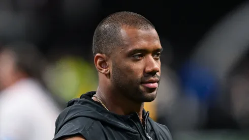 Pittsburgh quarterback Russell Wilson 3 warms up prior to the start of the NFL, American Football Herren, USA game between the Pittsburgh Steelers and the Atlanta Falcons on September 8th, 2024 at Mercedes-Benz Stadium in Atlanta, GA.