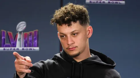 NFL News: Patrick Mahomes sends strong warning to rest of teams in playoffs about Travis Kelce and Chiefs. ts.dhung.
