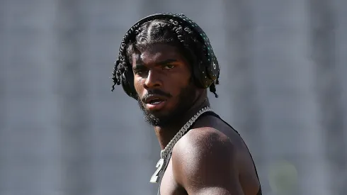 Quarterback Shedeur Sanders #2 of the Colorado Buffaloes warms up before the NCAAF game against the Arizona State Sun Devils at Mountain America Stadium on October 07, 2023 in Tempe, Arizona.
