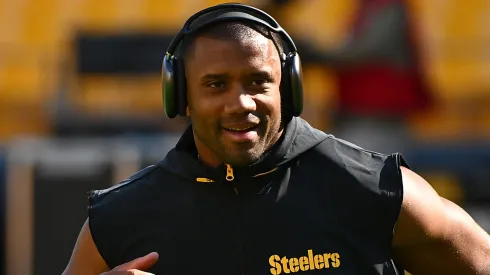 Russell Wilson #3 of the Pittsburgh Steelers warms up before the preseason game against the Houston Texans at Acrisure Stadium on August 9, 2024 in Pittsburgh, Pennsylvania.