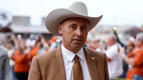 Head coach Steve Sarkisian of the Texas Longhorns arrives prior to the Valero Alamo Bowl game against the Washington Huskies at Alamodome on December 29, 2022 in San Antonio, Texas.