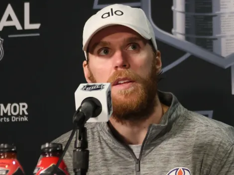 GM Stan Bowman sends fiery message to Connor McDavid, Oilers