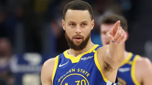 Stephen Curry #30 of the Golden State Warriors points to a teammate during the first half of their game against the Portland Trail Blazers at Chase Center on March 10, 2025 in San Francisco, California.