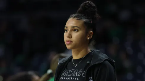 Azzi Fudd #35 of the UConn Huskies