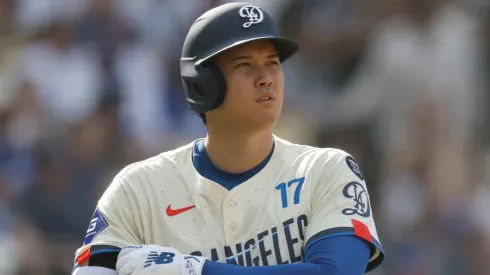 Shohei Ohtani #17 of the Los Angeles Dodgers prepares to bat in the first inning against the New York Yankees at Dodger Stadium on May 31, 2025 in Los Angeles, California.