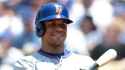 Juan Soto #22 of the New York Mets at bat against the Los Angeles Dodgers in the third inning at Dodger Stadium on June 05, 2025 in Los Angeles, California.