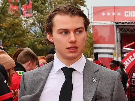 Bedard's key teammate enters contract dispute with Blackhawks amid crucial offseason