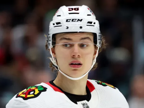 Bedard's Blackhawks secure plan B in case things turn south amid legal dispute with goaltender