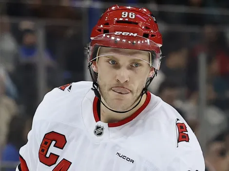 Hurricanes were reportedly very persistent in signing a Jets star who ultimately arrived to replace Rantanen