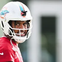 Dolphins News: Tua Tagovailoa clarifies controversial comments about Tyreek Hill