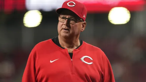 Manager Terry Francona #77 of the Cincinnati Reds walks to the dugout after an injury delay during the third inning against the Chicago White Sox at Great American Ball Park on May 13, 2025 in Cincinnati, Ohio.