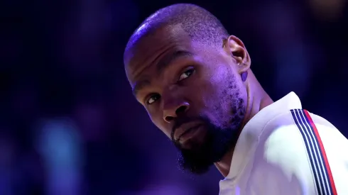 Kevin Durant #35 of the Phoenix Suns