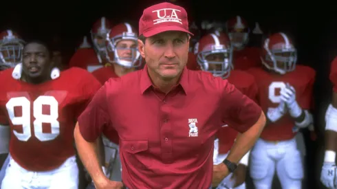 University of Alabama head coach Bill Curry leads his team in 1989.