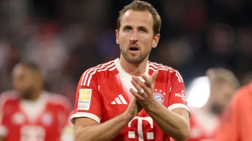 Harry Kane of Bayern Munich applauds the fans.