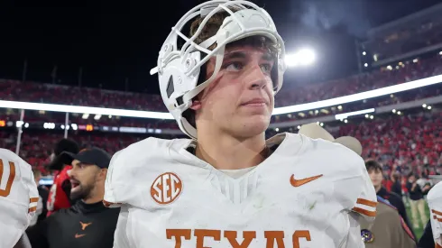 Arch Manning #16 of the Texas Longhorns.