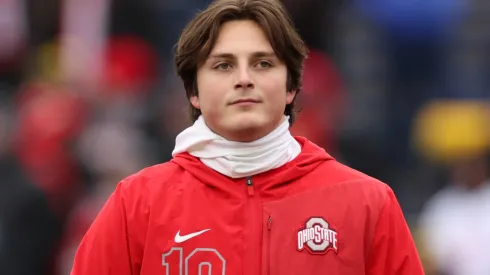 Julian Sayin #10 of the Ohio State Buckeyes.