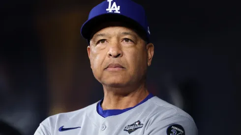 Manager Dave Roberts #30 of the Los Angeles Dodgers.