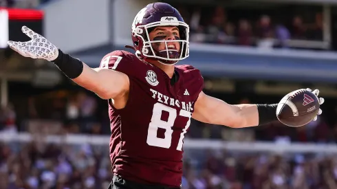 Nate Boerkircher #87 of the Texas A&M Aggies in 2025.