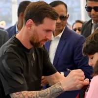 Video: Lionel Messi’s appearance in India ends up in chaos as angry fans throw seats, invade field at Salt Lake Stadium