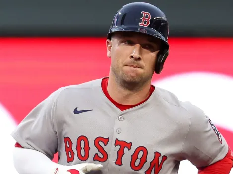 Bregman draws interest from unexpected NL suitor