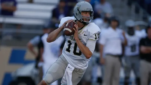 Quarterback Matt Linehan #10 of the Idaho Vandals in 2016.