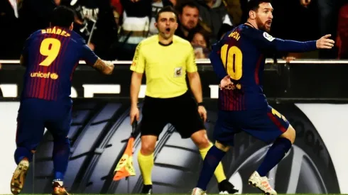 Messi reclama por el tanto no convalidado.