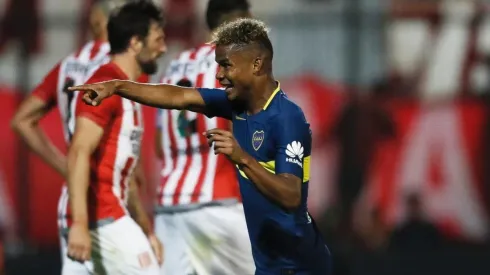 Wilmar Barrios celebra su tanto ante Estudiantes.