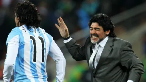 MI POLLO. Diego y Carlitos en el partido ante México por el Mundial de Sudáfrica 2010.