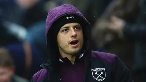 El delantero mexicano ha tenido una temporada para el olvido en Inglaterra