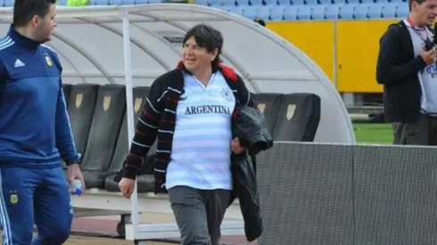 BRUJERÍA. Manuel, junto al plantel argentino en Ecuador.