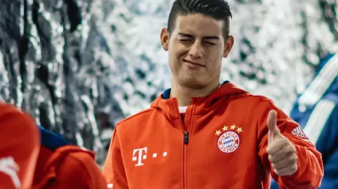 TODO BIEN. Aunque asustó a todos, James Rodríguez terminó con una sonrisa.