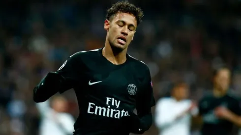 Neymar estaría tres semanas sin jugar.