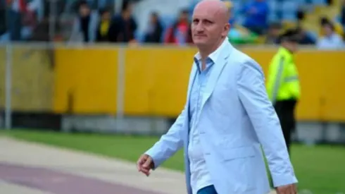 A Repetto le preocupa no poder ver y luego analizar a los rivales.