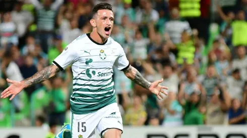 Lozano causó furor...y no por las razones adecuadas