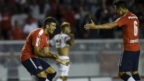 Gigliotti abrió la cuenta para Independiente.