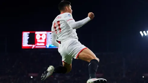 Joaquín Correa gritando un gol con Sevilla