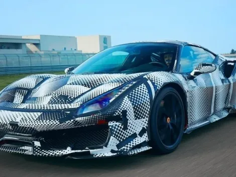 Valentino Rossi aceleró a fondo los 720 HP de la nueva Ferrari 488, un auto de carreras para la calle