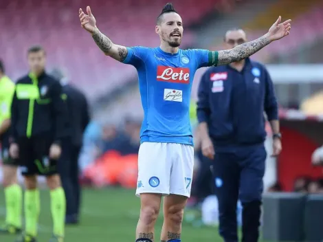Hamsik le regaló a Maradona la camiseta con la que igualó su récord en Napoli
