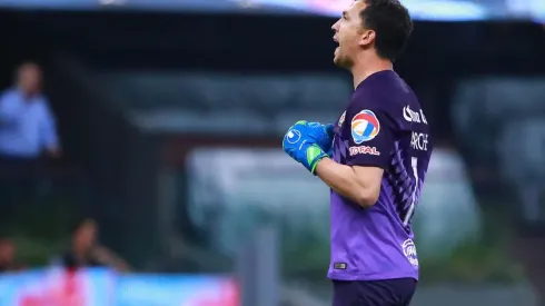 FESTEJO DE AZUL. Marchesín fue buscado por Boca en los últimos mercados de pases (Foto: Getty).