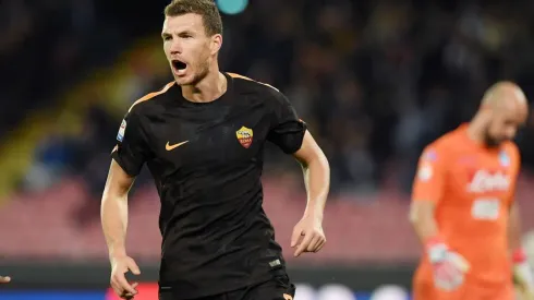 APARECIÓ EL GOLEADOR. Edin Dzeko abrió el marcador a los cinco minutos por Champions League (Foto: Getty).