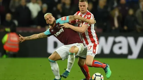 West Ham vs Stoke City empatan en la jornada 34 de la Premier League.