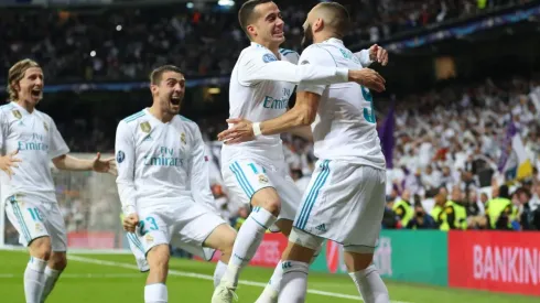 A KIEV. Todo Real Madrid celebra el gol de Benzema ante Bayern Múnich por Champions League (Foto: Getty).