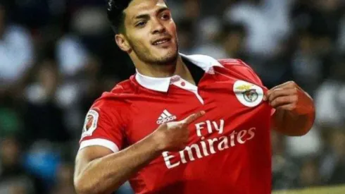 Raúl Jiménez no entraría en planes del Benfica