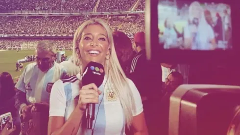 Foto de Sol Pérez en la Bombonera