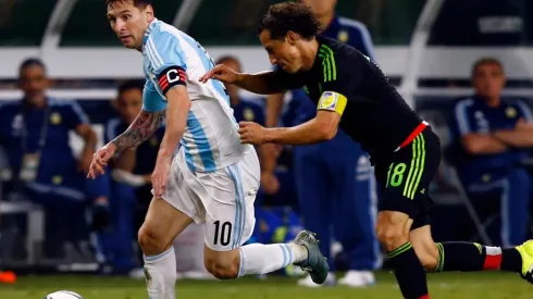 Guardado: "Tengo veinte fotos con Messi y en ninguna llevo yo el balón"