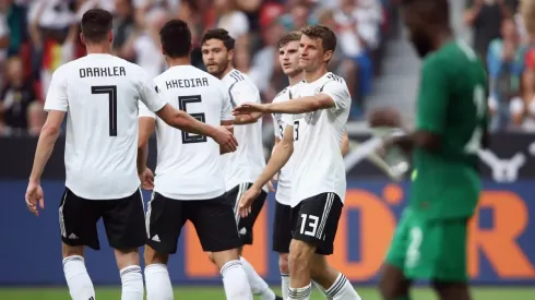 Alemania superó sin inconvenientes a una débil Arabia Saudita