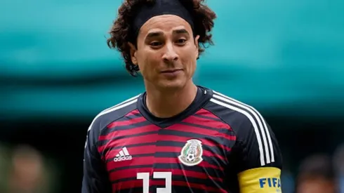 El brutal posteo de Memo Ochoa