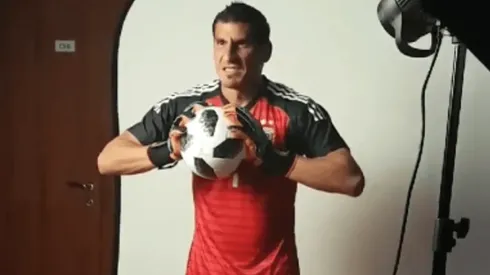 Nahuel posando en Rusia.