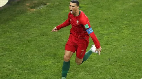APARECIÓ EL BICHO. Cristiano Ronaldo celebra su penal ante España con Portugal (Foto: Getty).